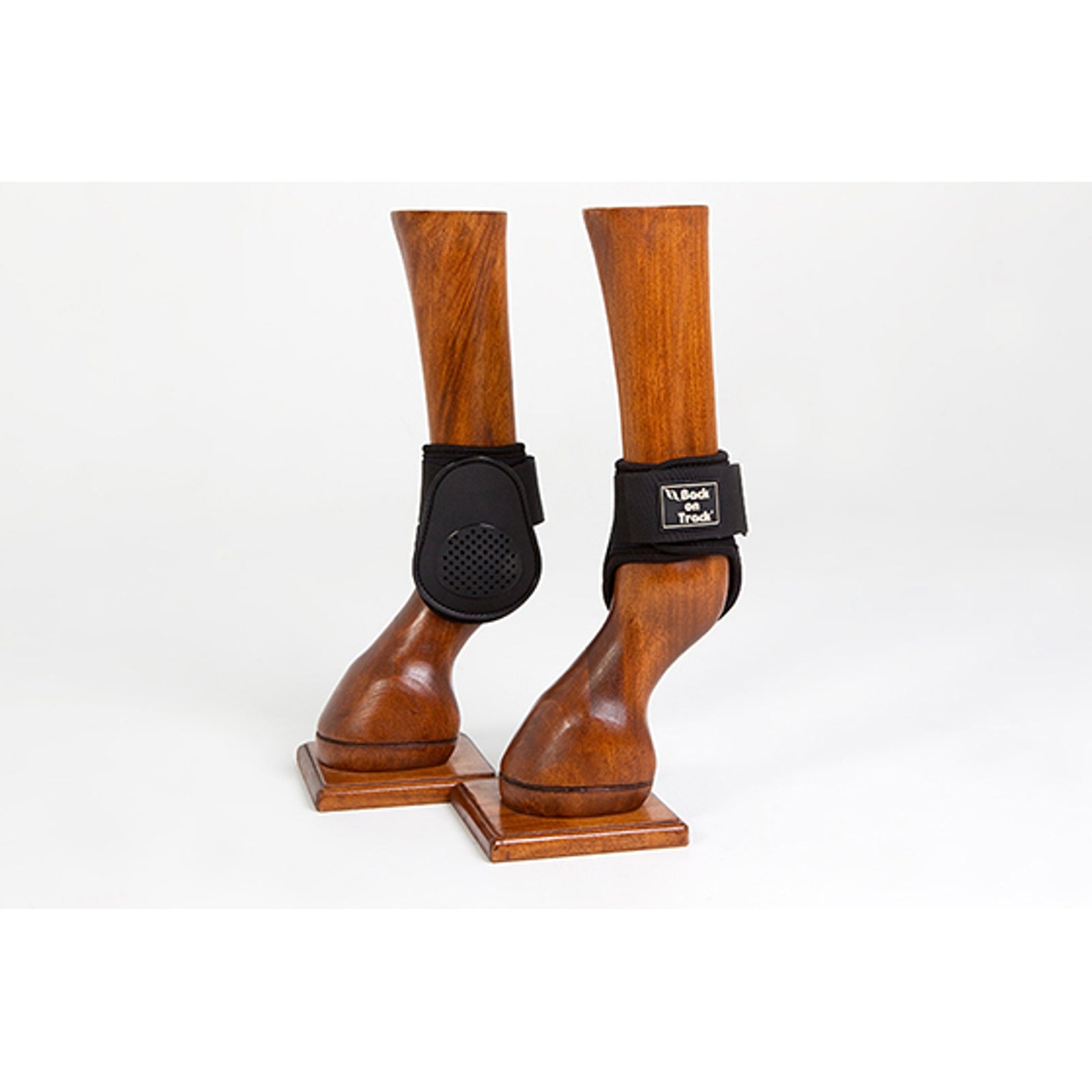 Back on Track takajalan hivutussuojat Leg Protection & Hoof Protection for Horses