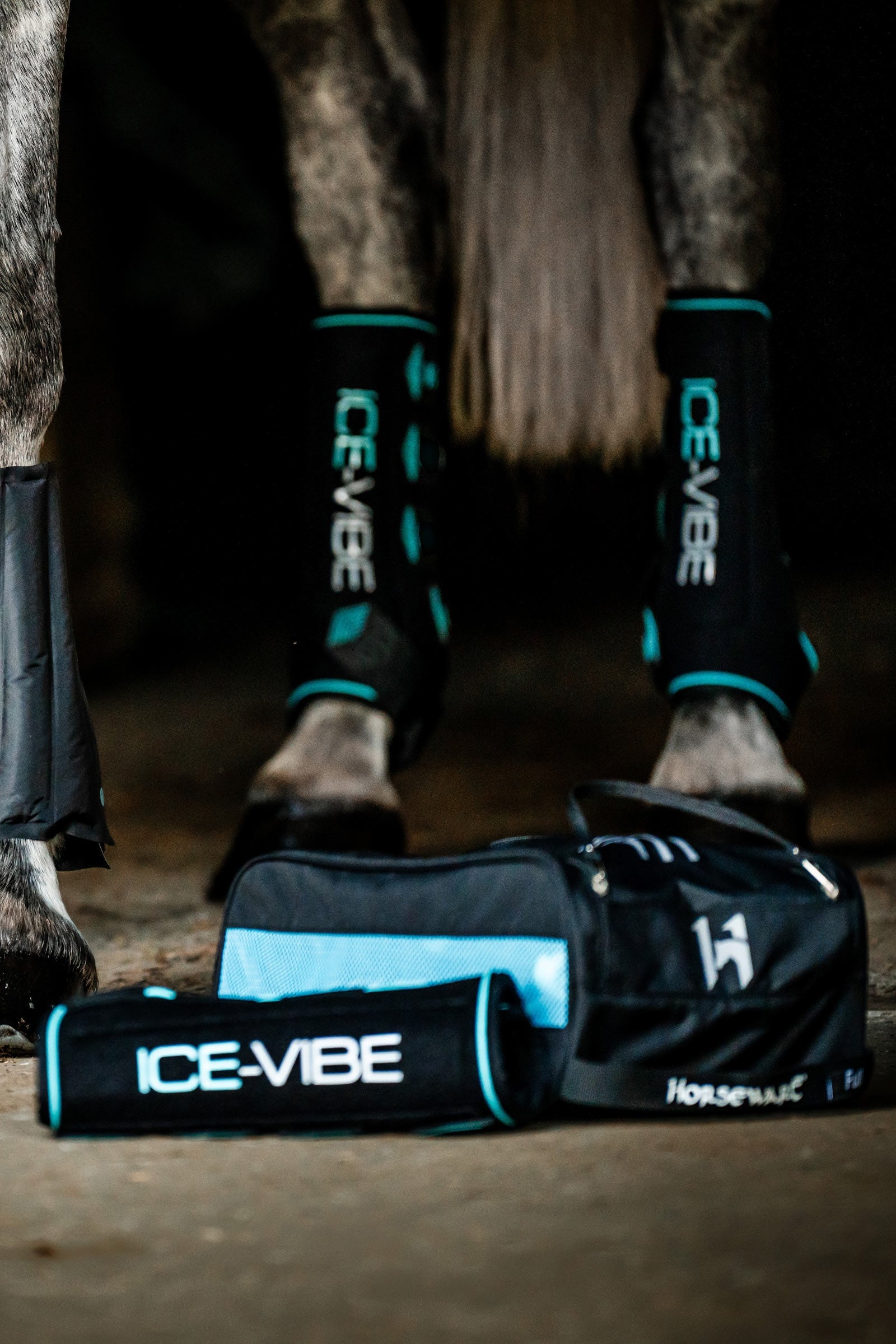 Horseware Ice-Vibe kylmä- ja värinäyssuojat (pari) Leg Protection & Hoof Protection for Horses
