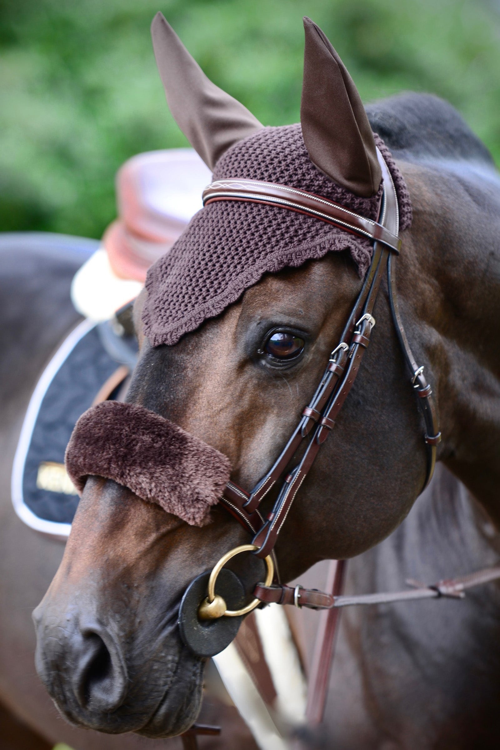 Kentucky Horsewear turpahihnan pehmuste lampaankarvasta Suitset & Ohjat
