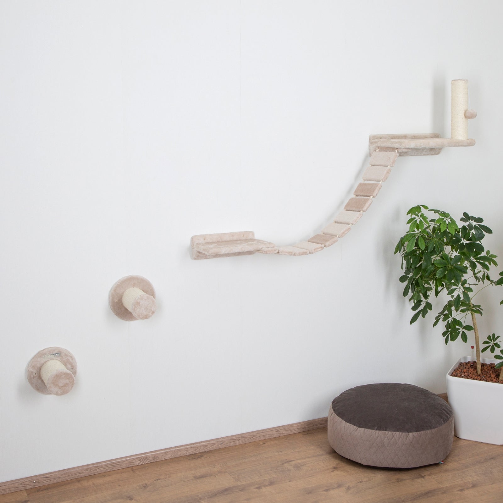 Kerbl Matterhorn kiipeilyseinä kissoille (6-osainen) Lemmikki