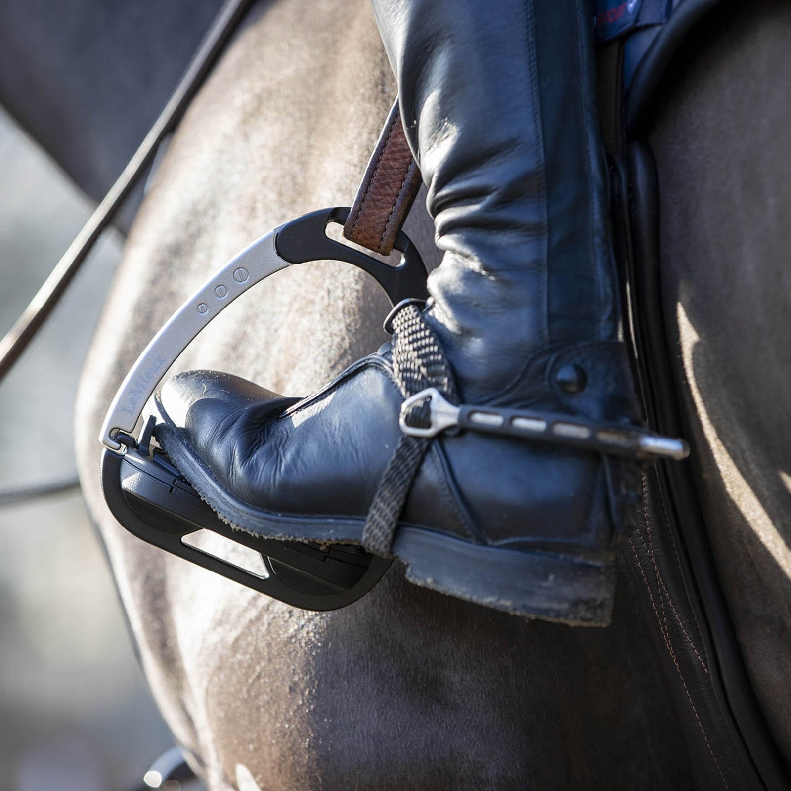 LeMieux Vector Balance Stirrups Saddles, Girths & Stirrups