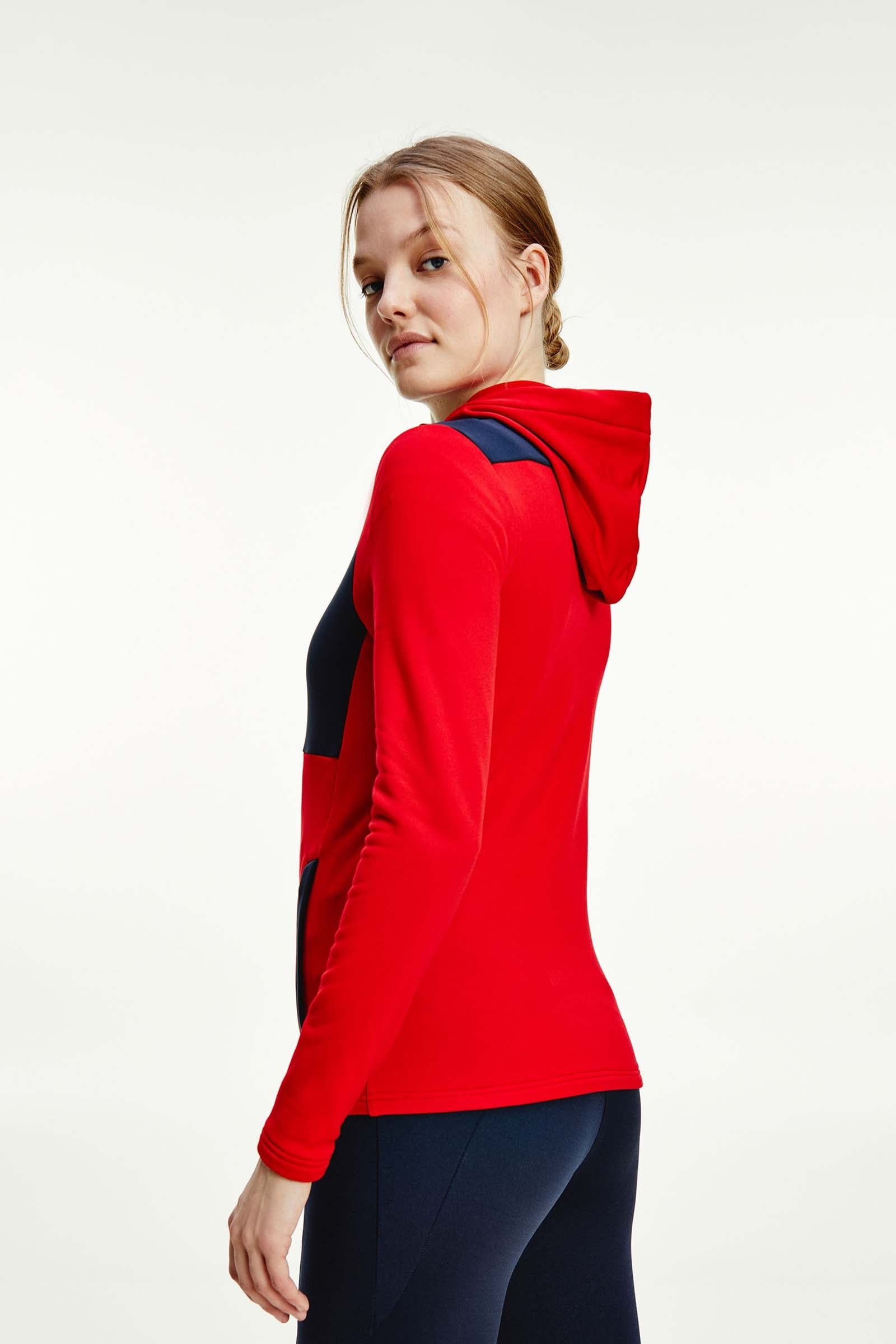 Model shot 7