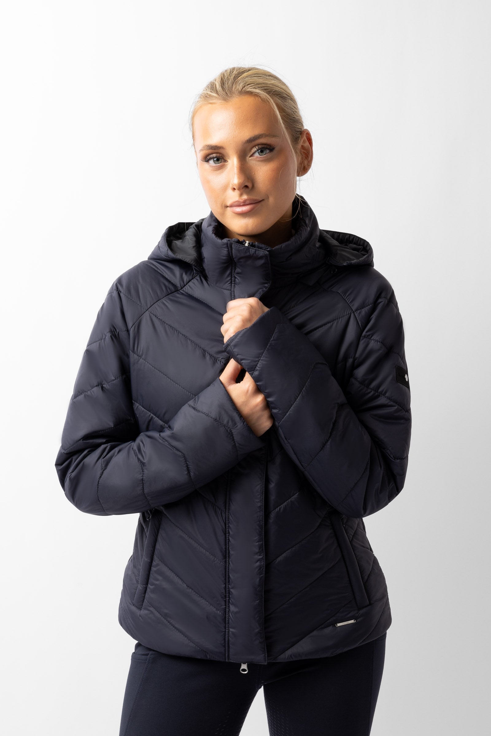 Horze Aurora Padded Parka Riding Riding Jacket with Removable Skirt Women’s Riding Clothing