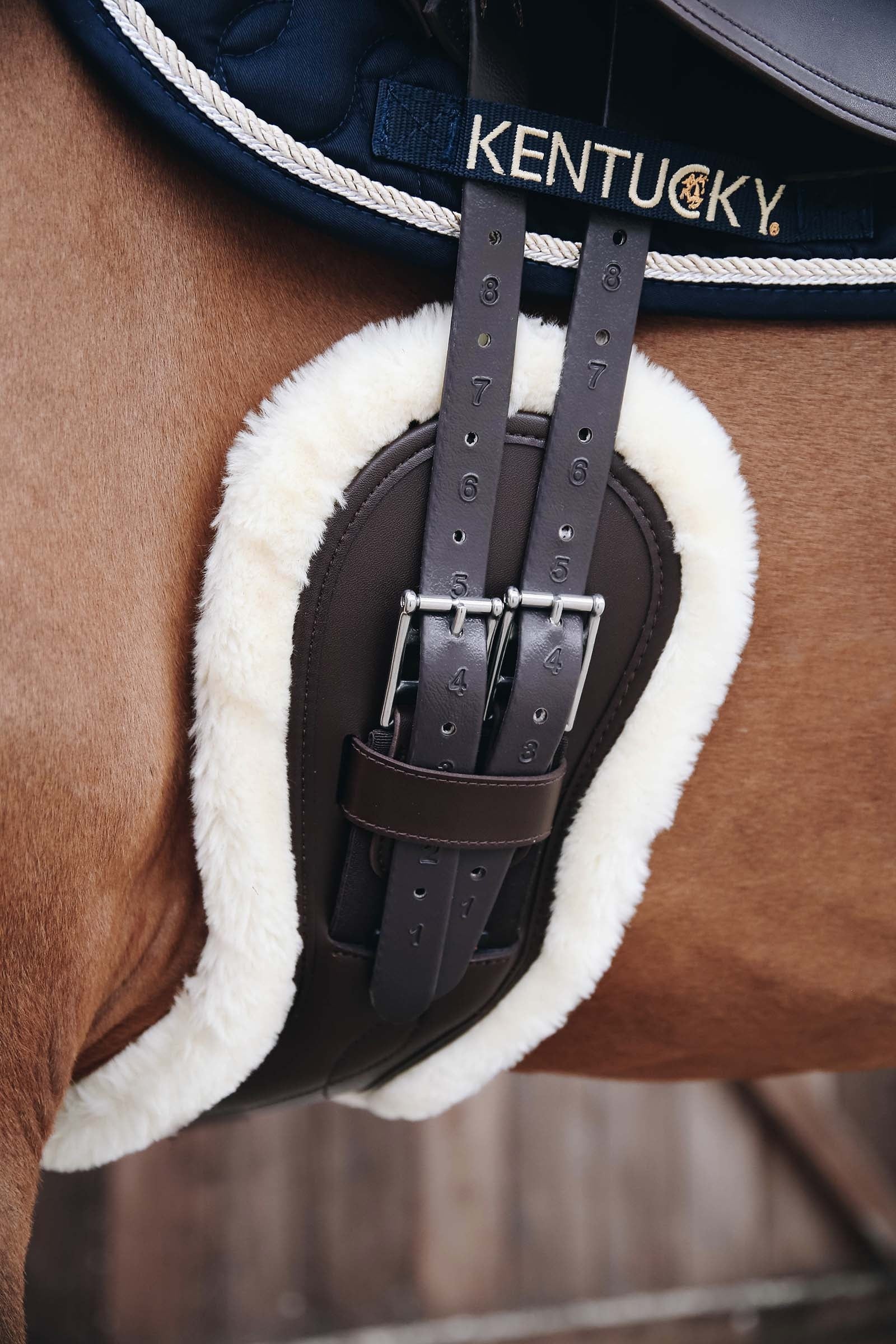 Kentucky Horsewear Sheepskin Anatomic Short Girth Cover Saddles, Girths & Stirrups