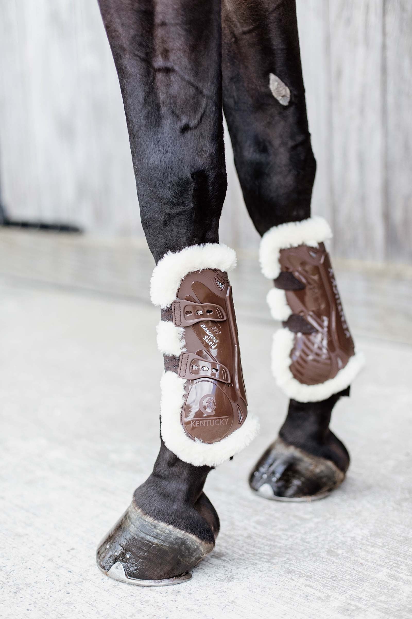 Kentucky Horsewear Vegan Sheepskin Bamboo Elastic jännesuojat Leg Protection & Hoof Protection for Horses