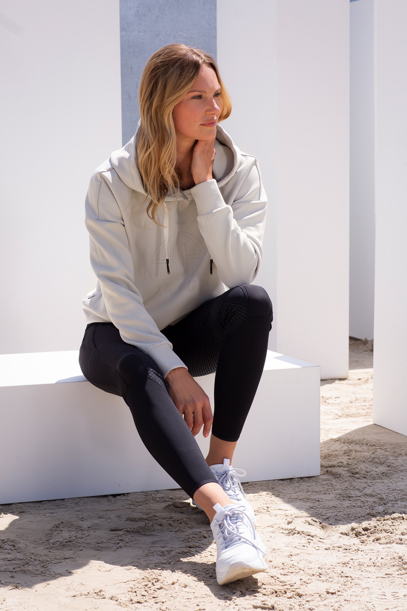 Lifestyle shot 1