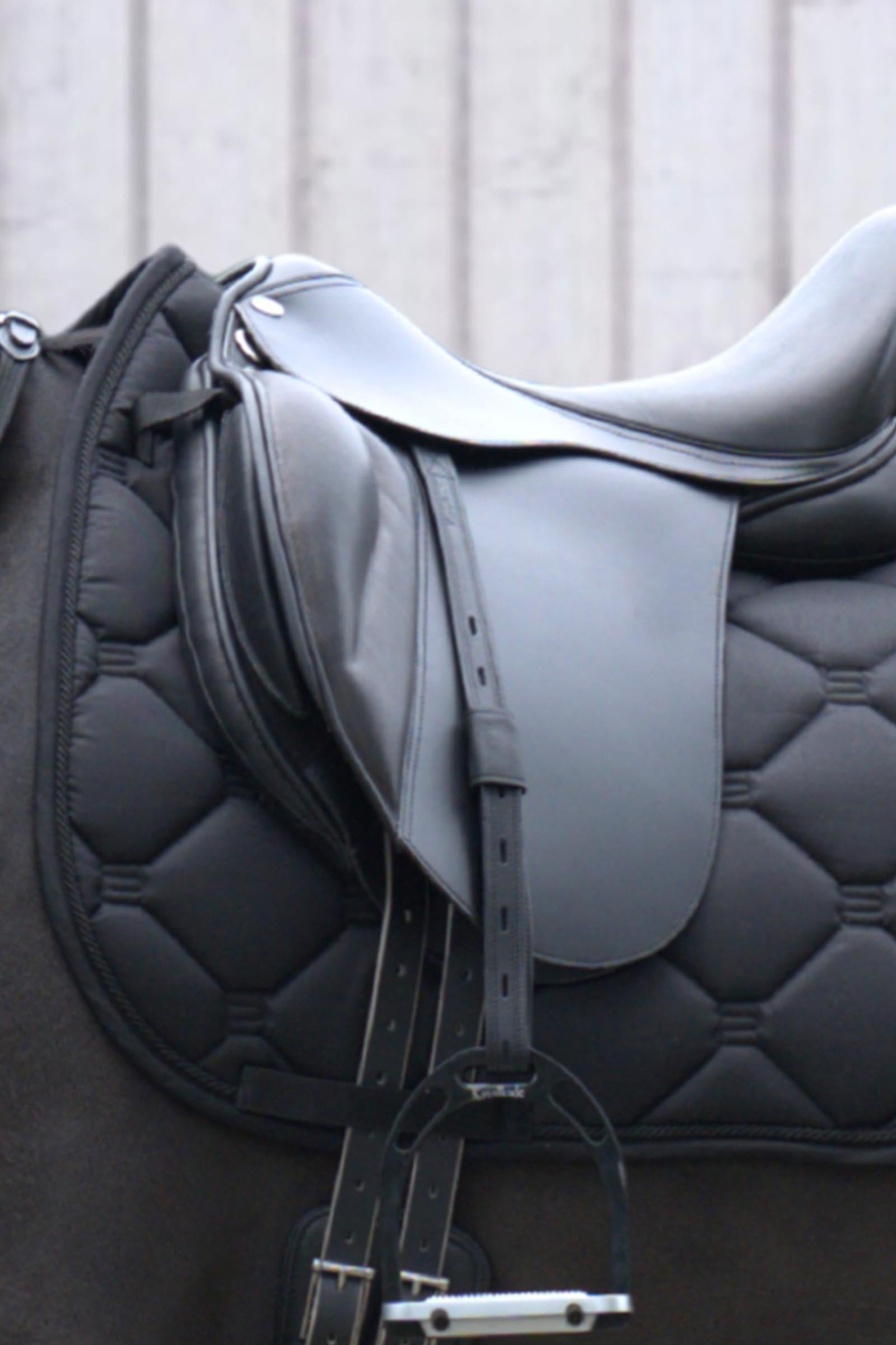 Kavalkade Noble Dressage Saddle Pad Saddle Pads
