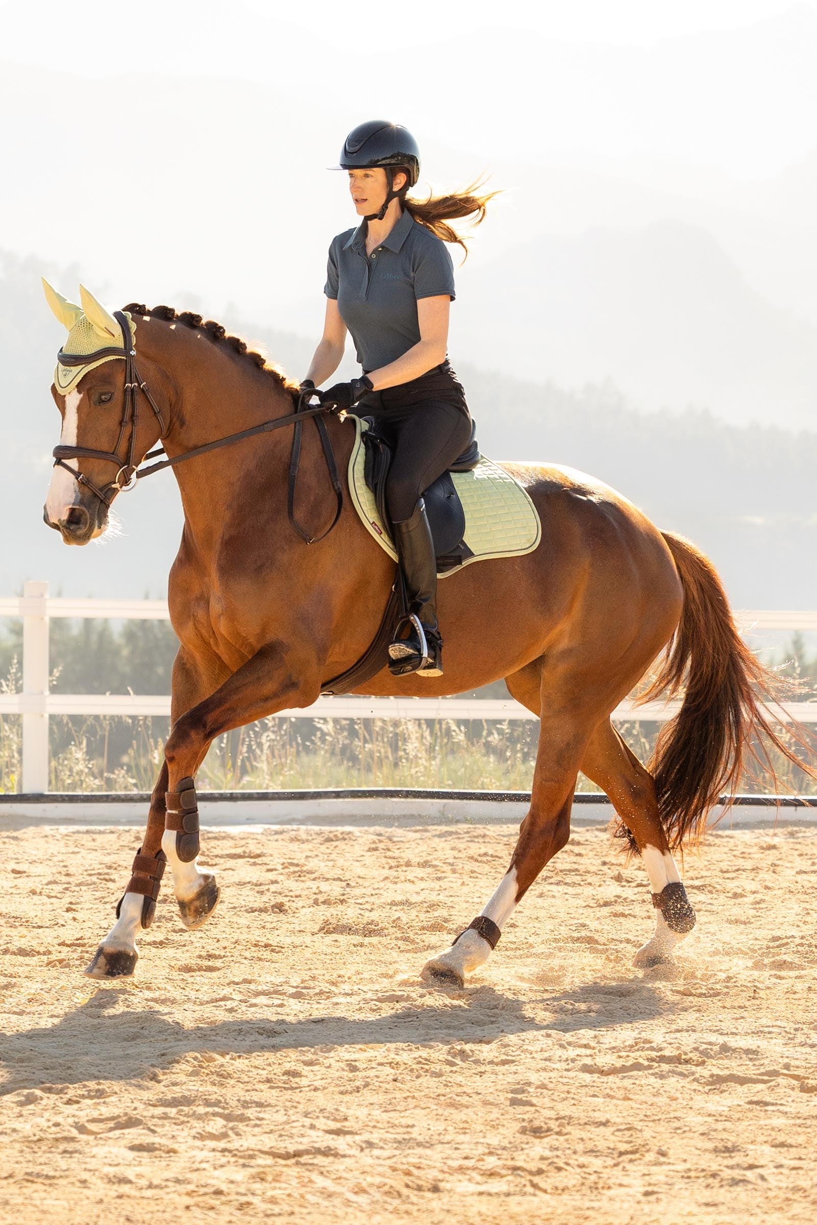 LeMieux Lemieux Suede Close Contact Square Saddle Pad Saddle Pads