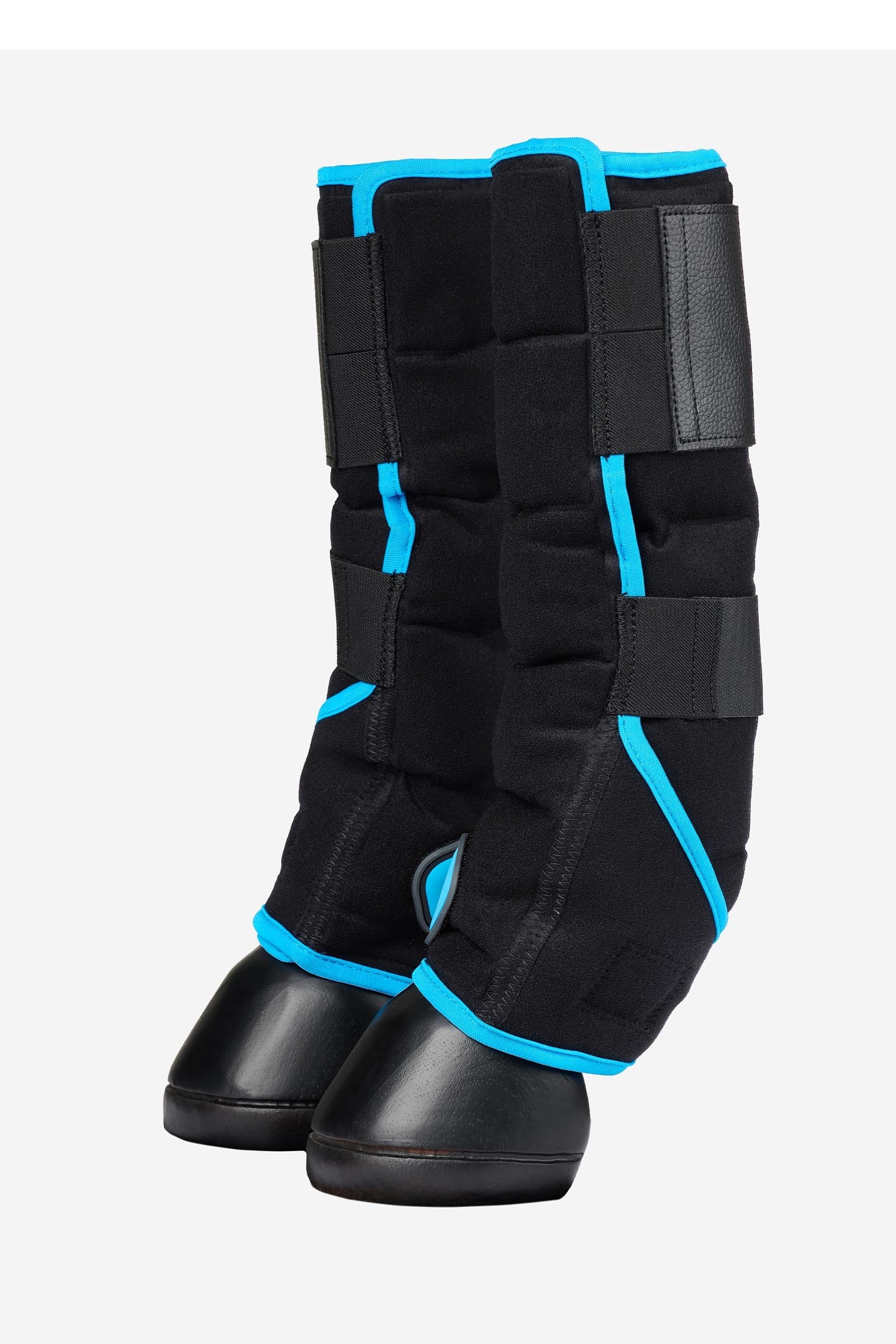 LeMieux Freeze Flow viilennyssuojat eteen Leg & Hoof Protection
