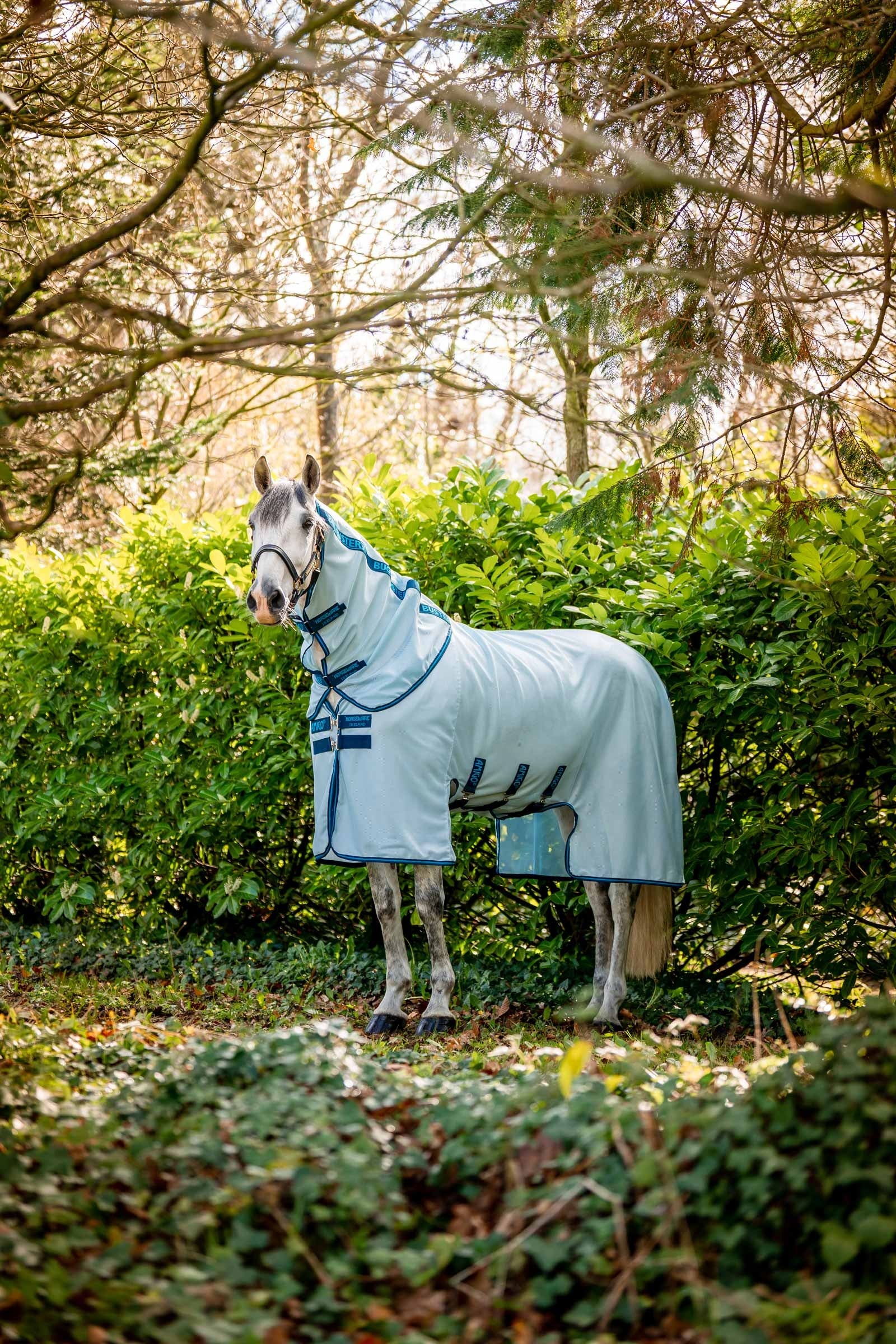 Horseware Amigo Bug Buster kärpässuoja irrotettavalla kaulaosalla Loimet