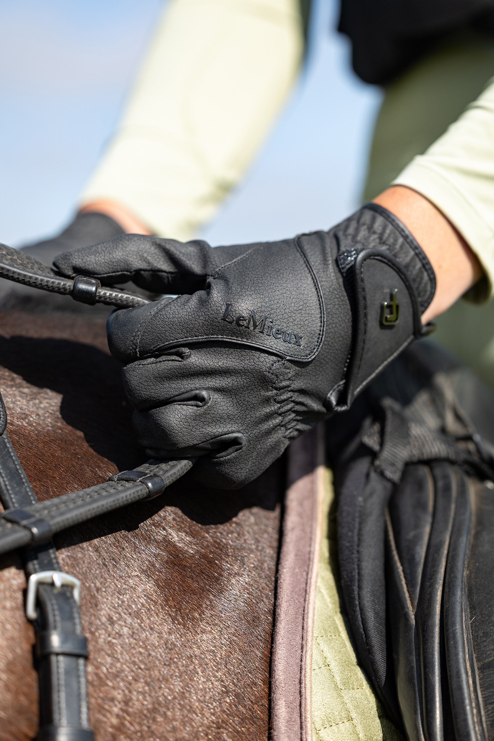 LeMieux Close Contact Glove Riding Gloves
