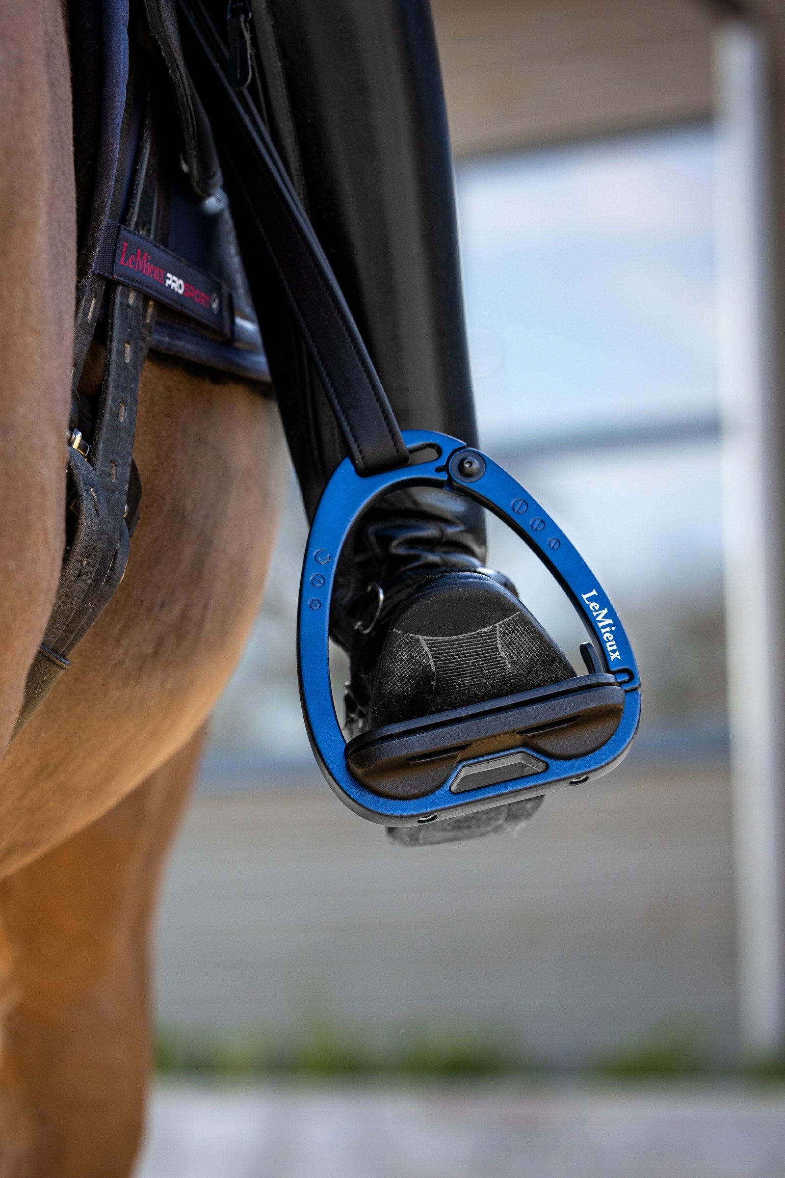 LeMieux Vector Balance Stirrups Saddles, Girths & Stirrups