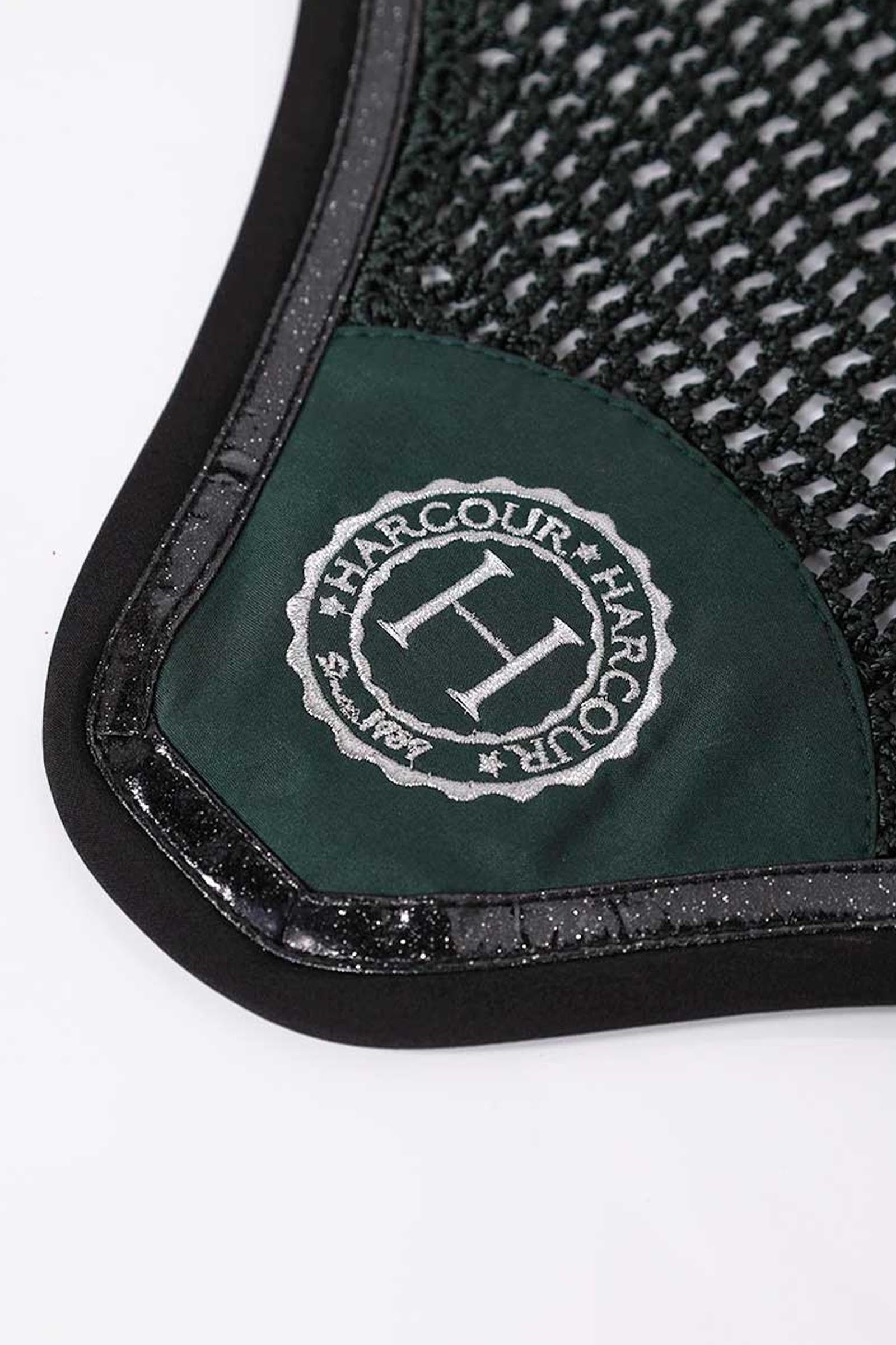 Pack shot 2