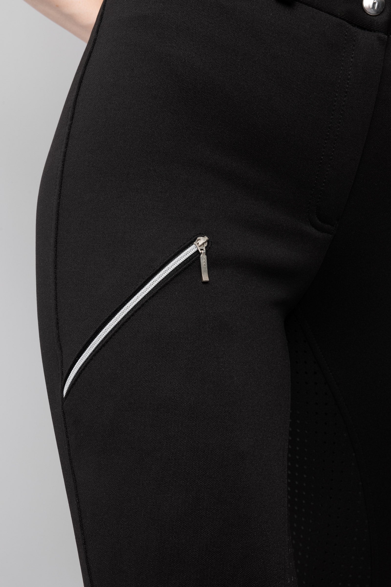 Horze Felicia Women´s Thermo Fullgrip Breeches Womens Breeches