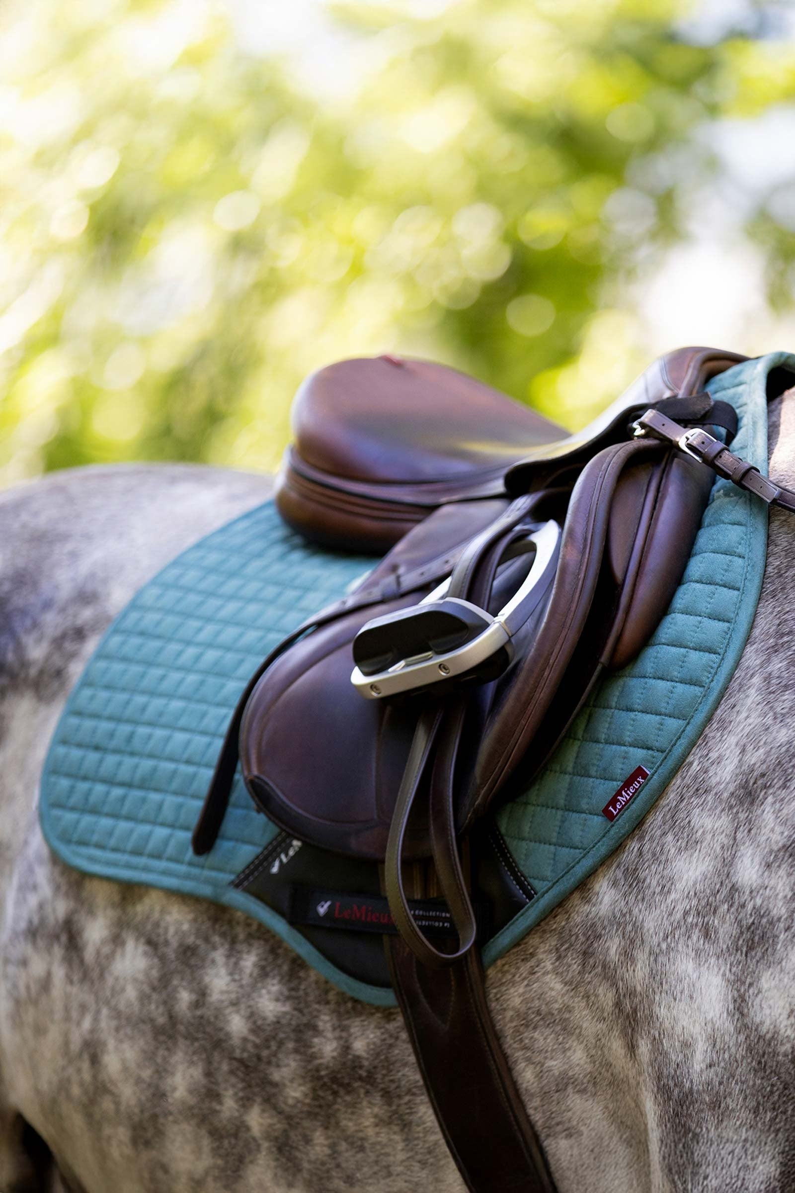 LeMieux Lemieux Suede Close Contact Square Saddle Pad Saddle Pads