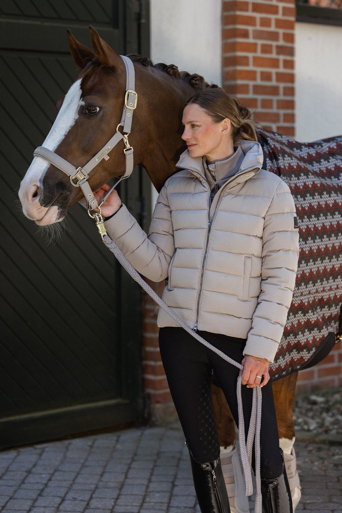 Eskadron Heritage 26/27 Alpha Northern Knit Turnout Rug, 80g Horse Rugs