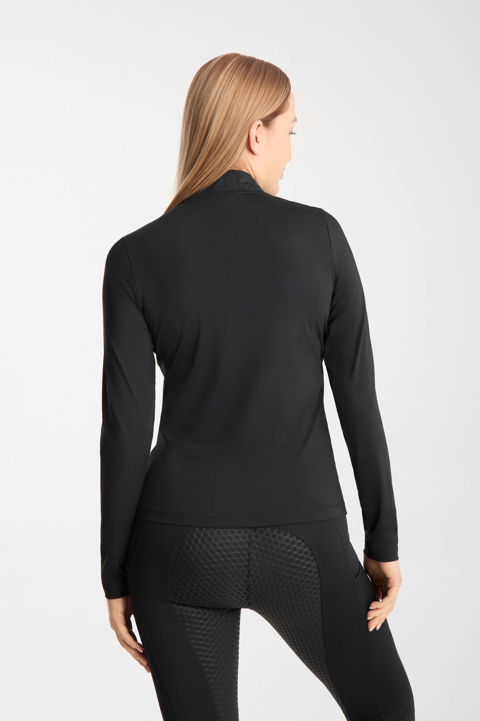 Horze Emmie Women´s Cooling Training Shirt, Long Sleeves Women’s Riding Clothing