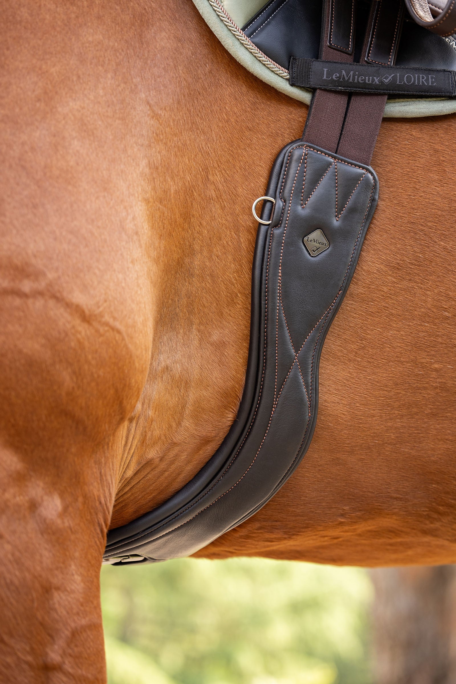 LeMieux Gel-Tek Anatomic Jumping Curve Girth Saddles, Girths & Stirrups