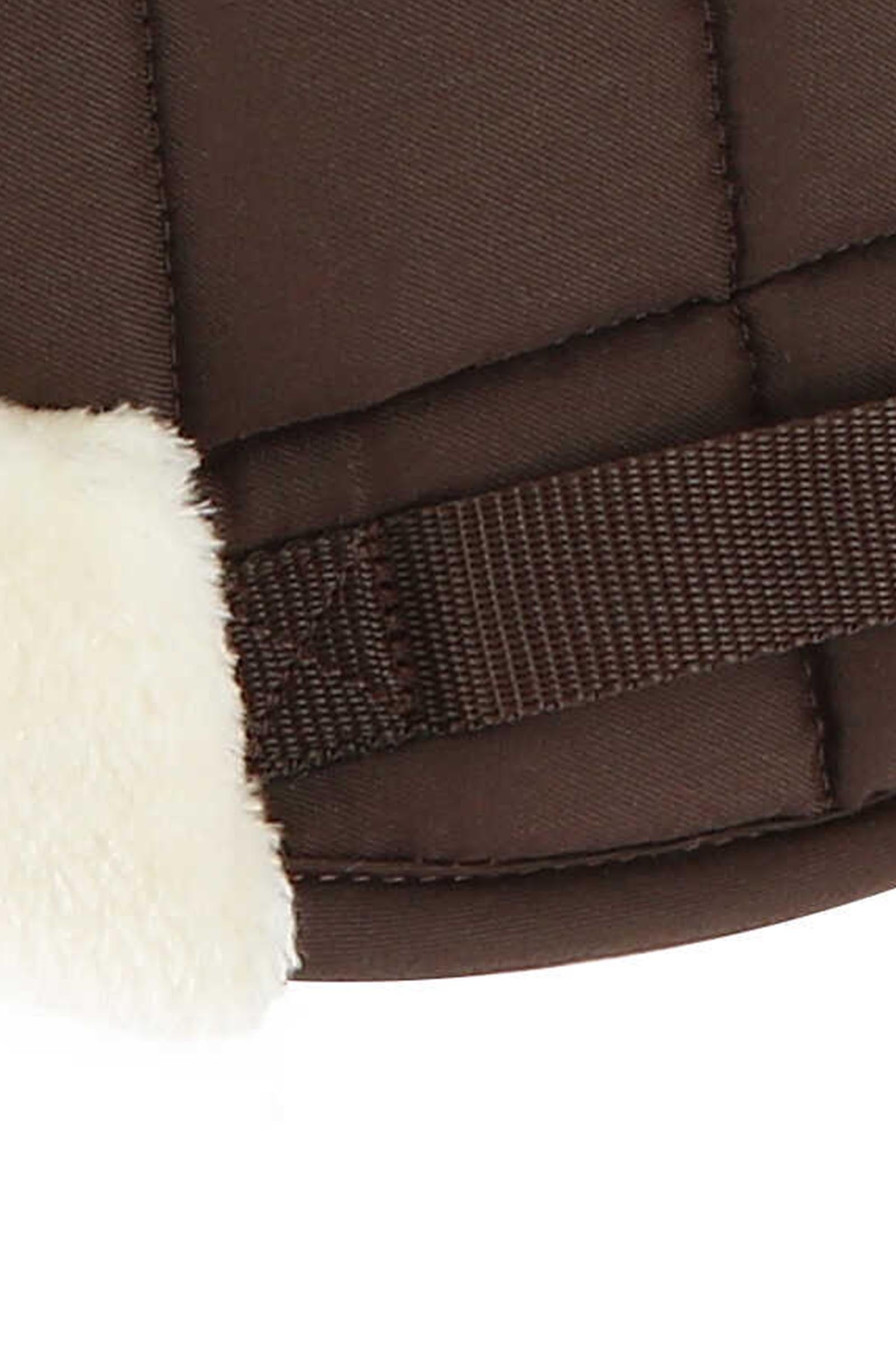 Pack shot 4