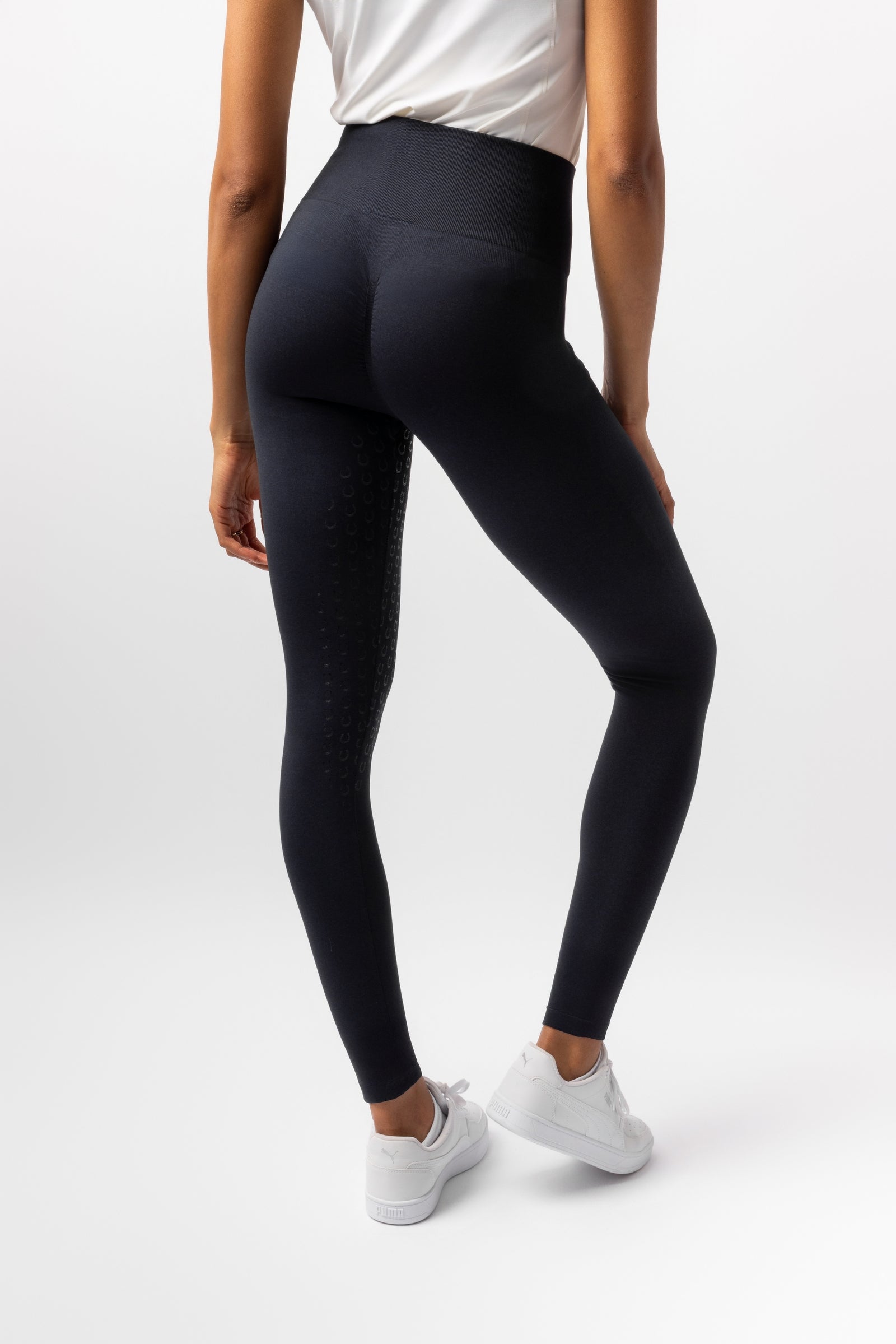 Horze Nessa Saumattomat Fullgrip Scrunch Tightsit Womens Breeches