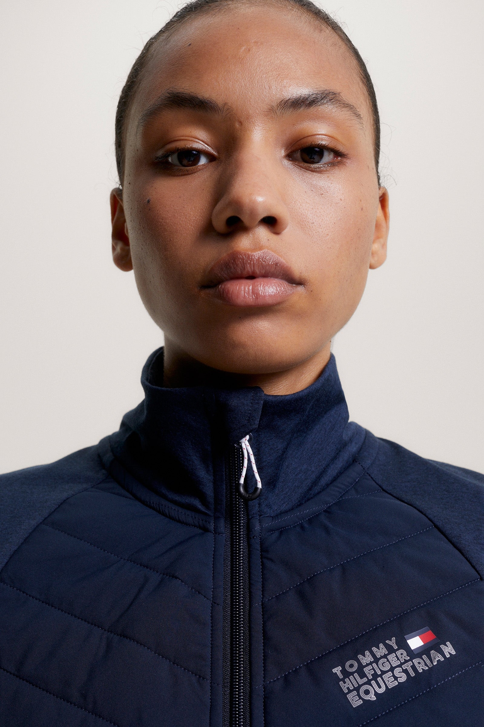 Tommy Hilfiger Equestrian Gramercy eristetty naisten hybridiliivi Naisten ratsastusvaatteet