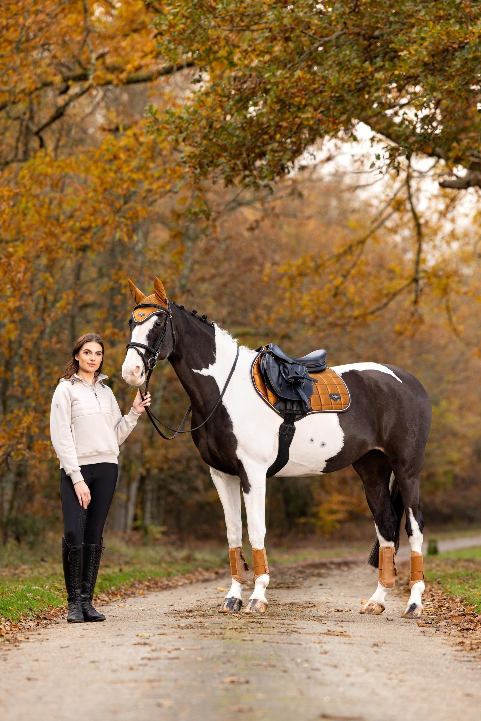 LeMieux Loire Classic Square Close Contact Saddle Pad Saddle Pads