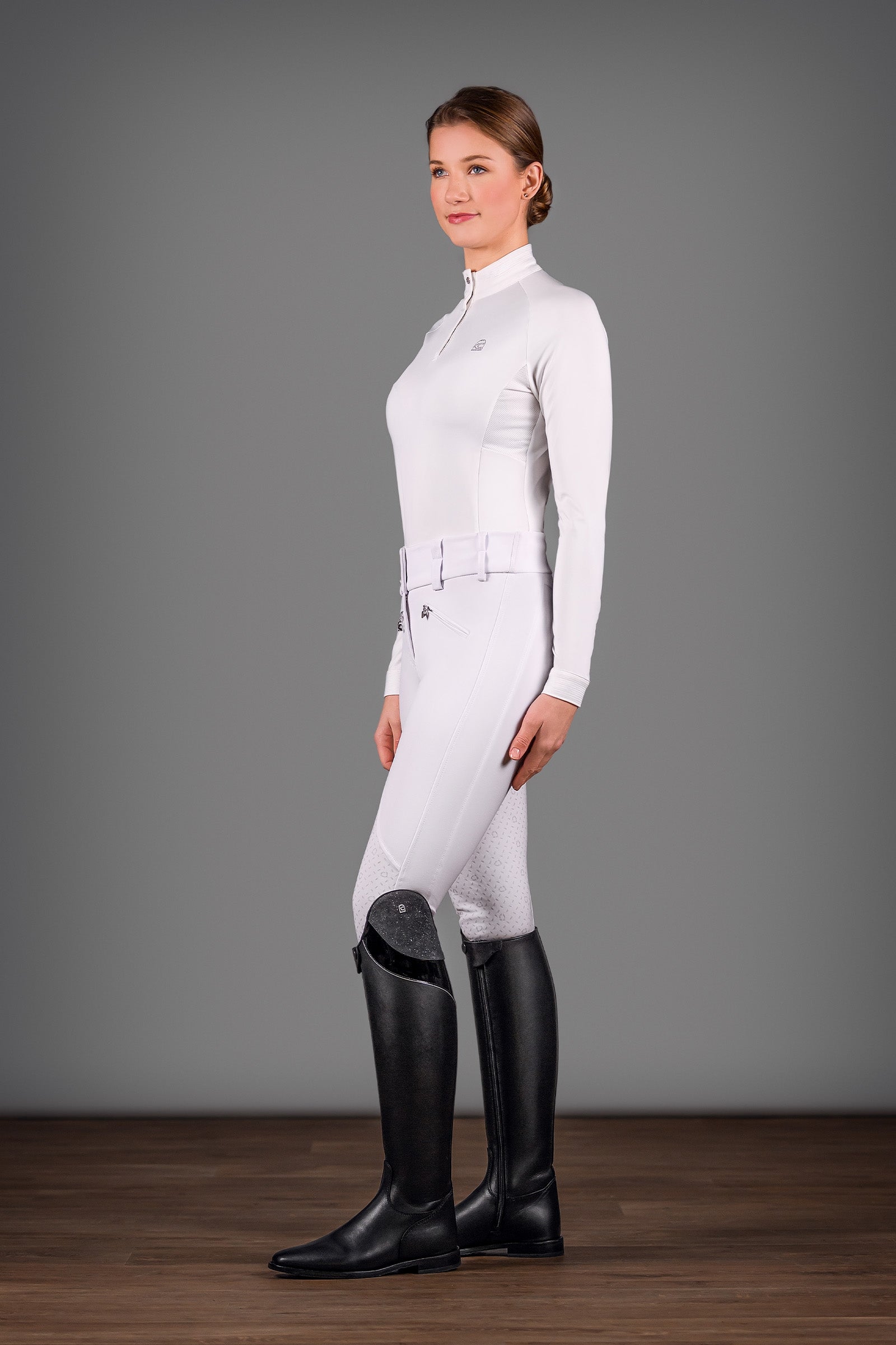 Model shot 1