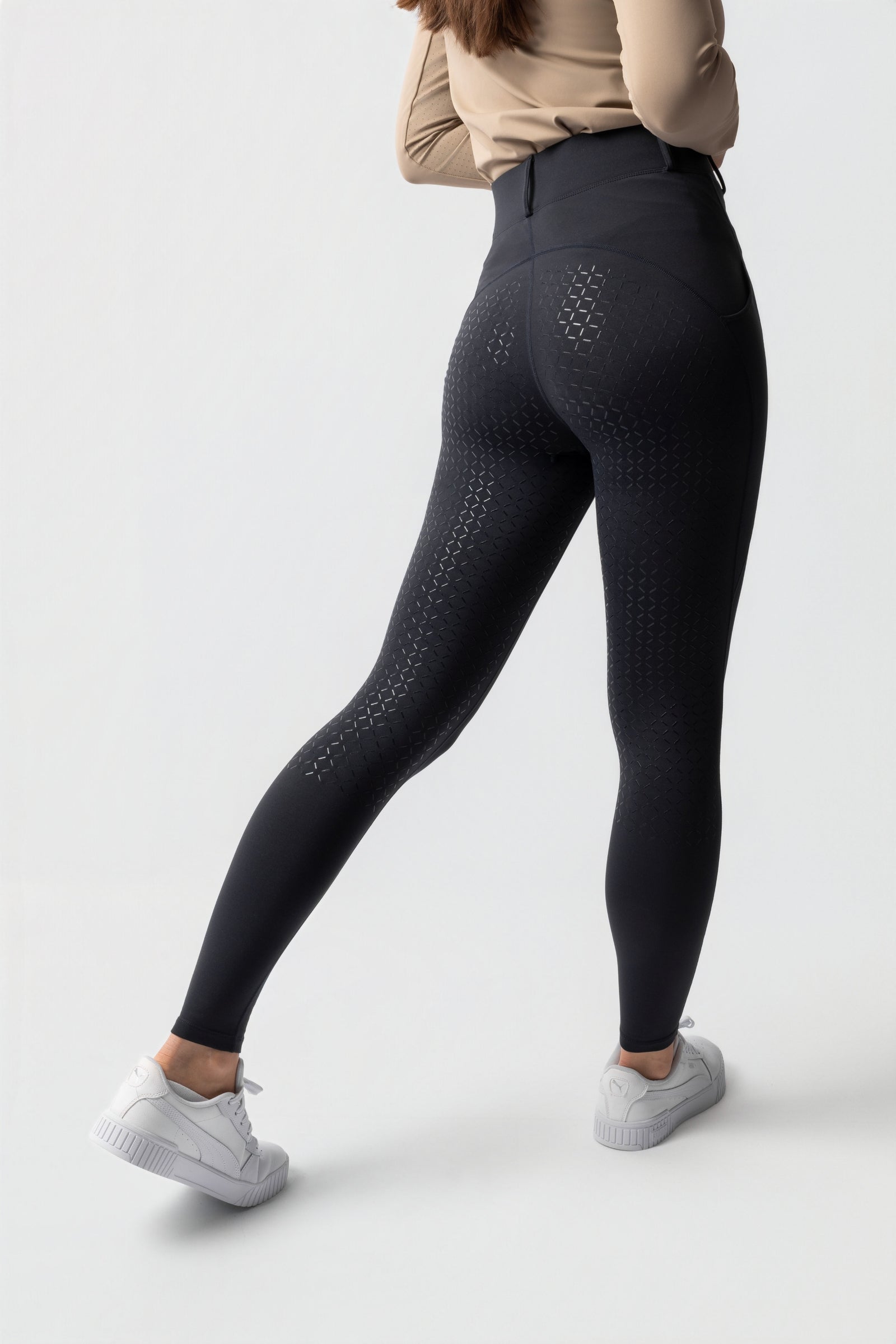 Horze Dea talviratsastushousut täydellä pitävällä gripillä Womens Breeches