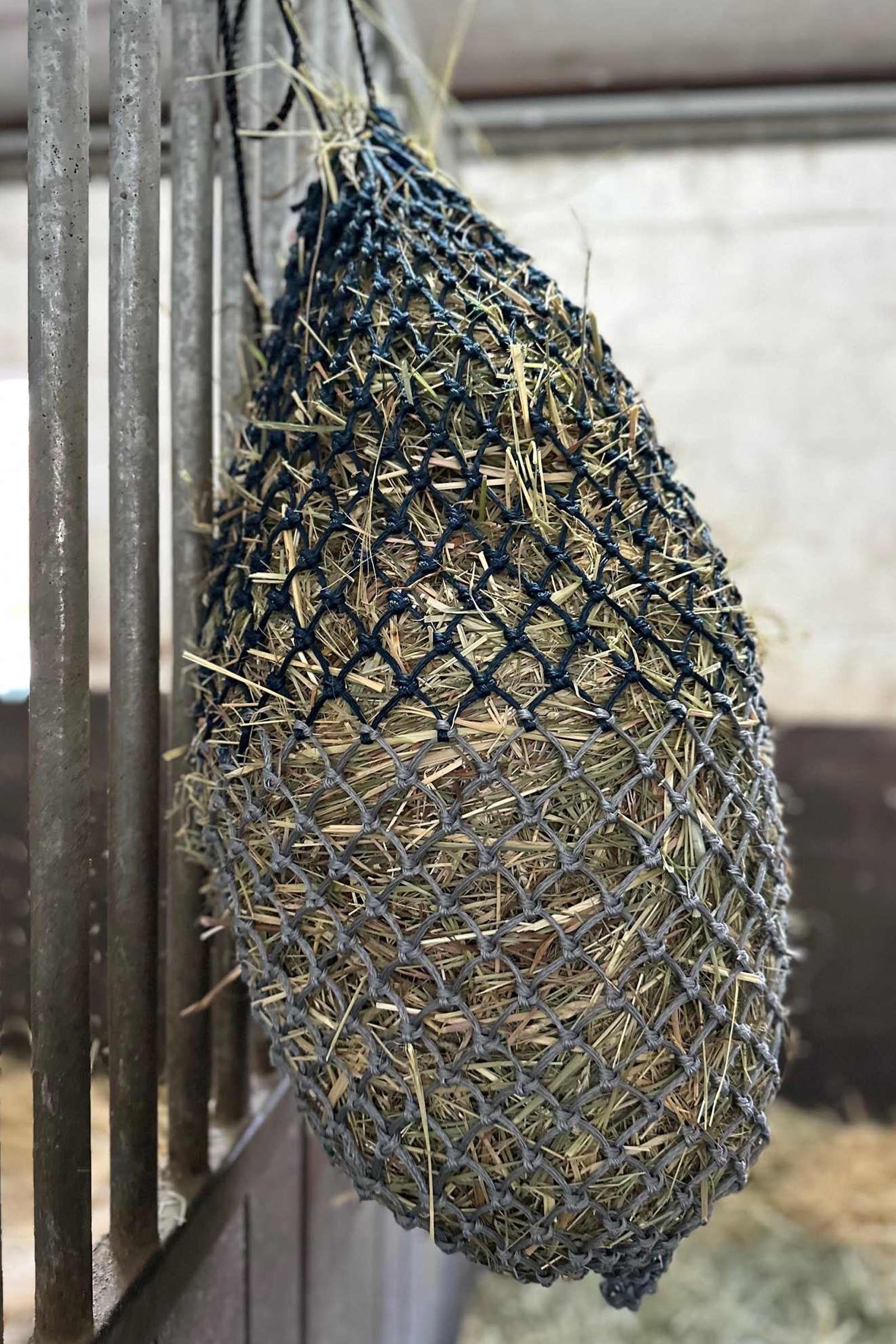 USG 2-Color Hay Net, 3x3cm mesh Hevosen ruokinta