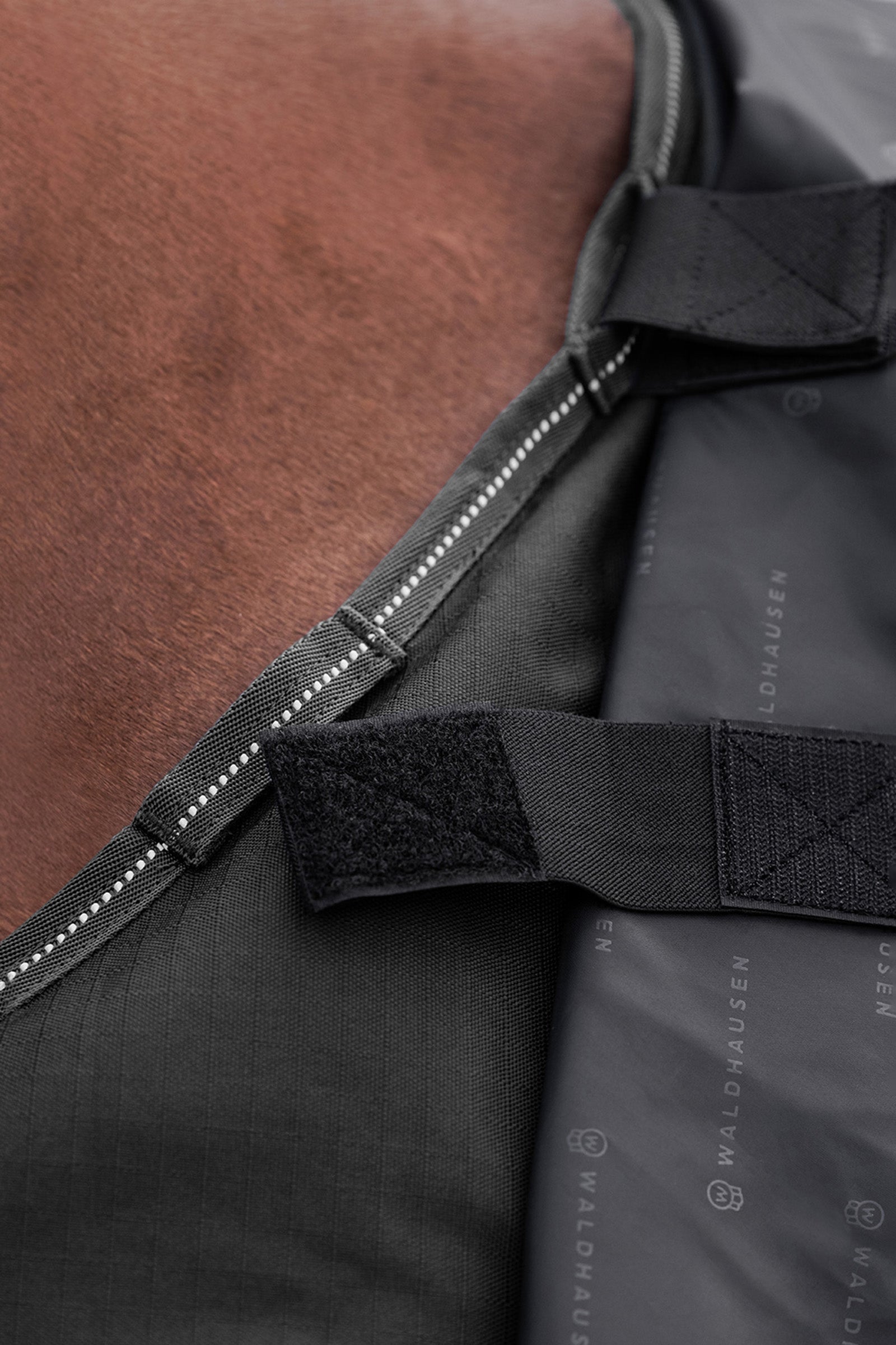 Waldhausen Arctic Outdoor Rug, 100 g Horse Rugs