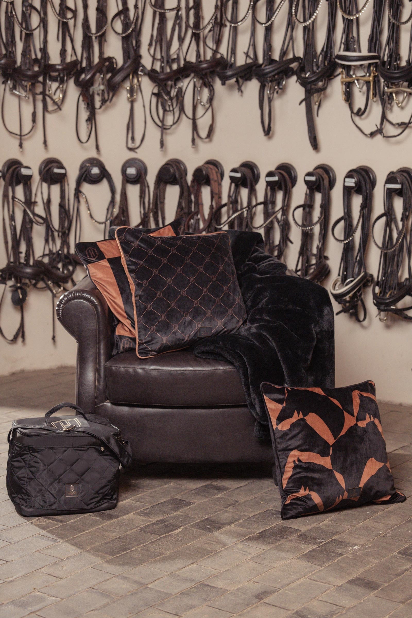 Eskadron Heritage AW24 Velvet Heritage Pillow Cover Accessories