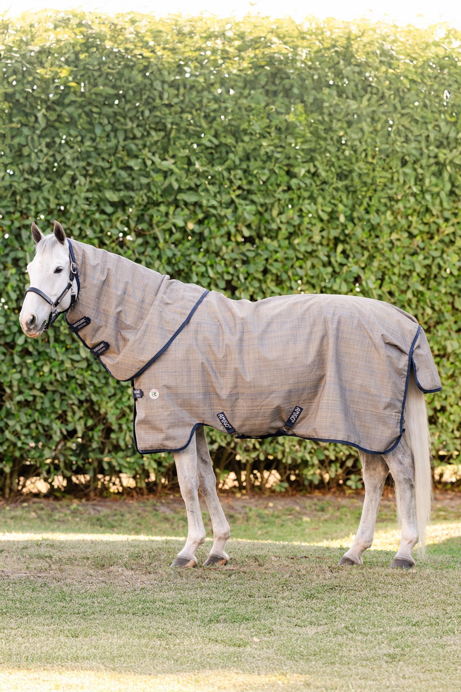 Horseware Amigo Hero 900 Revive Plus sadeloimi irrotettavalla kauluksella, 50 g Loimet